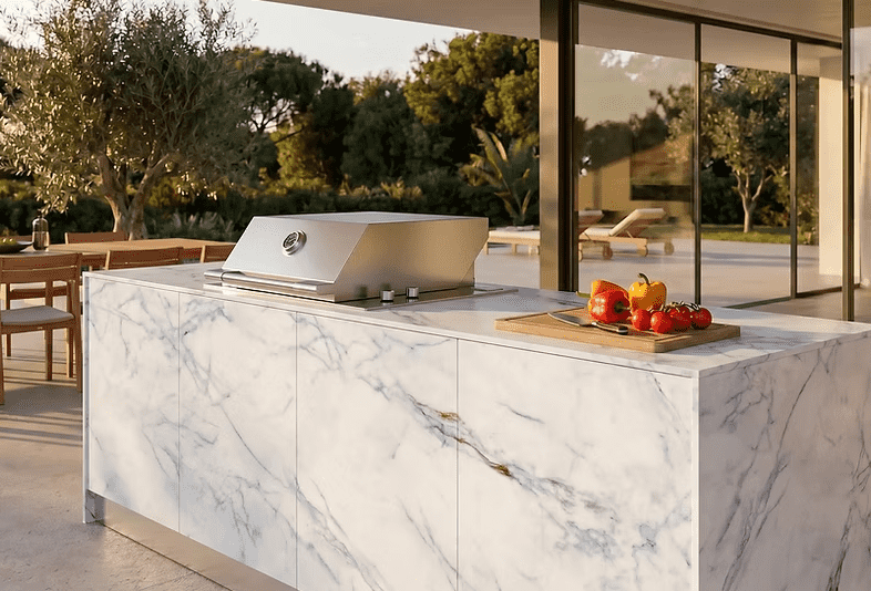 cuisine-outdoor-orange-plan-marbre-barbecue-integre (1)
